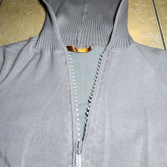 Belldini Grey Short Sleeved Ribbed Zip Up Hoody with Rhinestones Size S - Picture 3 of 10